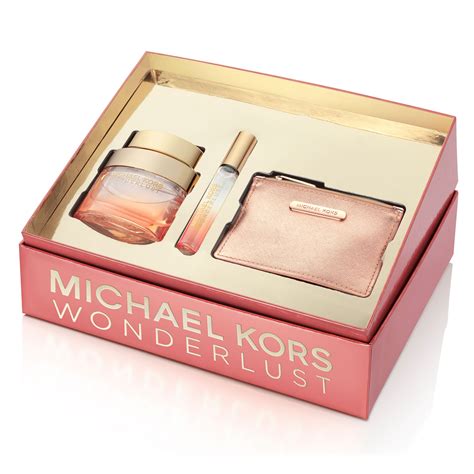 michael kors wonderlust gift set